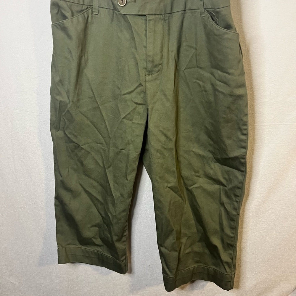 St. John's Bay Olive Cargo Shorts